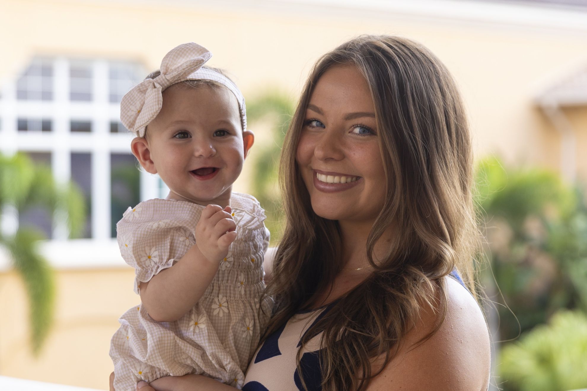 Mackenna Green holding her baby girl